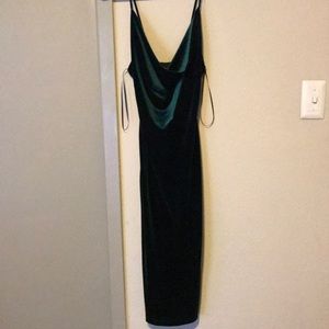 Velvet emerald green midi dress